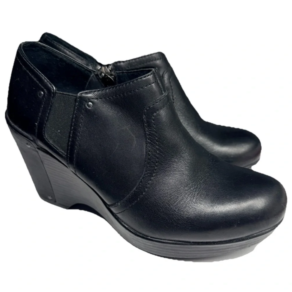 DANSKO Women’s FLORENCE Black Leather Wedge Bootie Side Zip Sz 38 (8-8.5)